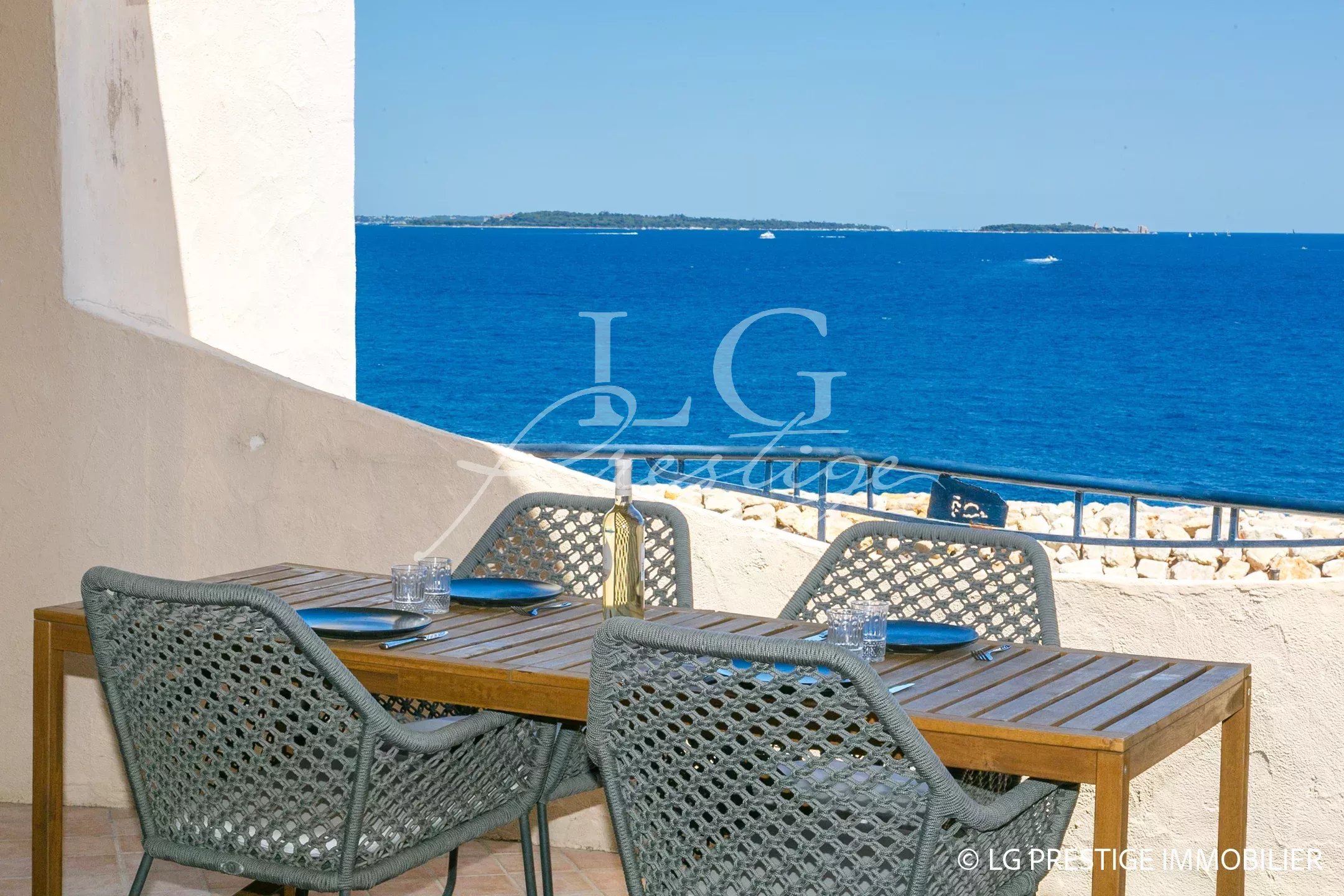 9f9f22a63894df4a93cf2469f9bc4b2b_a4329b8178_2160-original