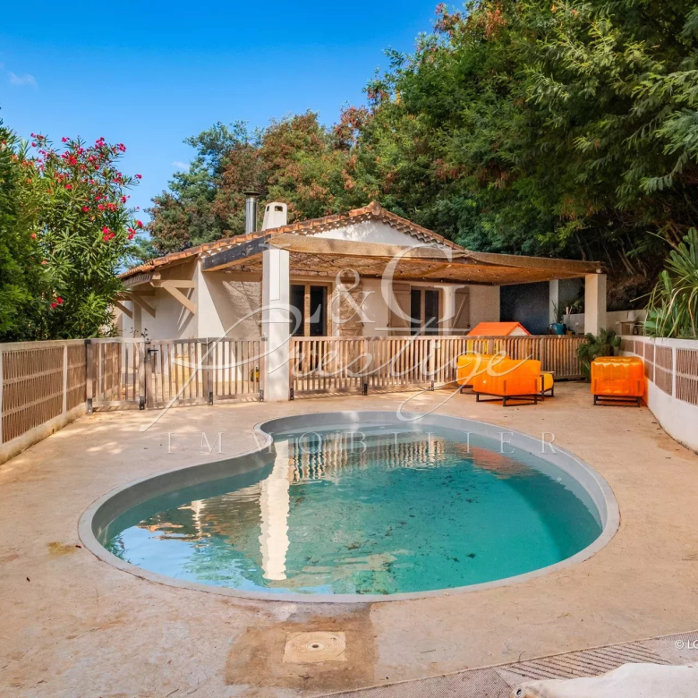 NANTES CITY CENTRE NEAR VIARME APARTMENT FOR SALE 129 M²