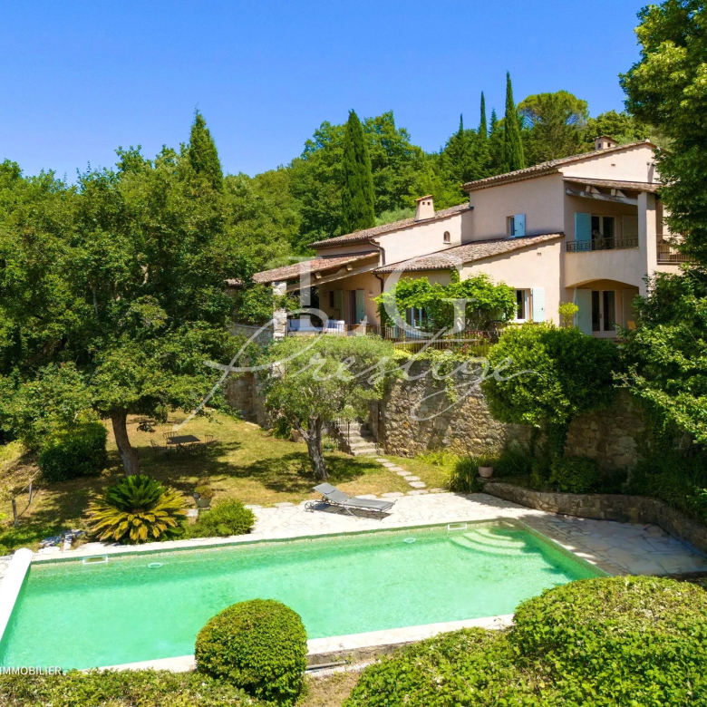 4-Room Penthouse Apartment with Unobstructed Views, Mandelieu-La-Napoule