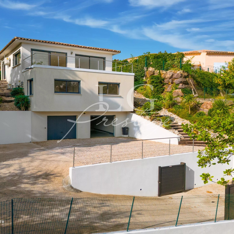 Spacieuse villa familiale à proximité de Valbonne