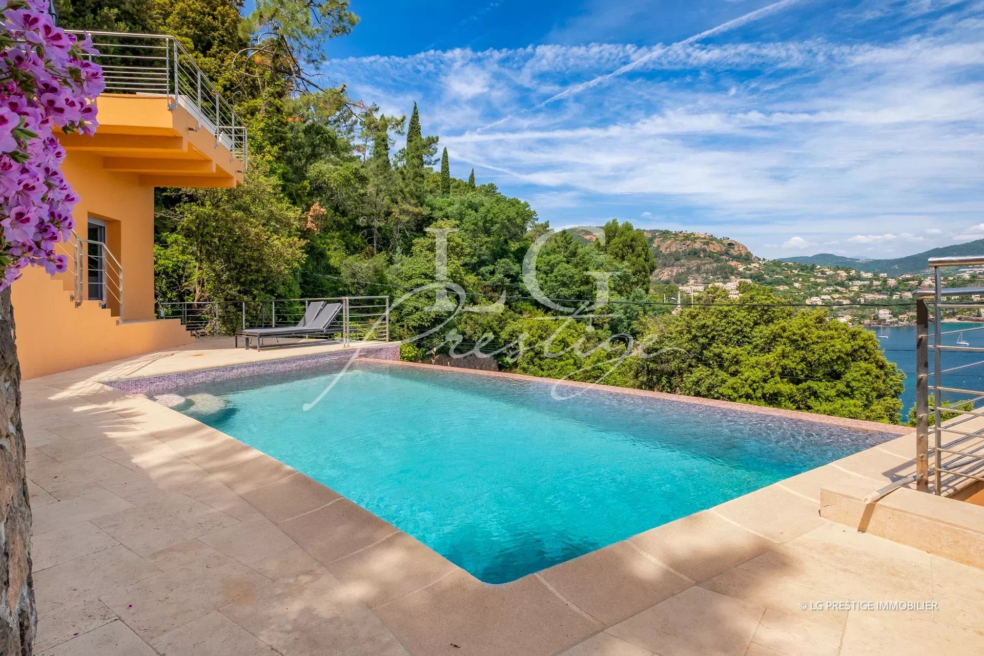 5b3fb3b0041c5f2abb8a0e17f042de4d_2d49e06820_1920-original