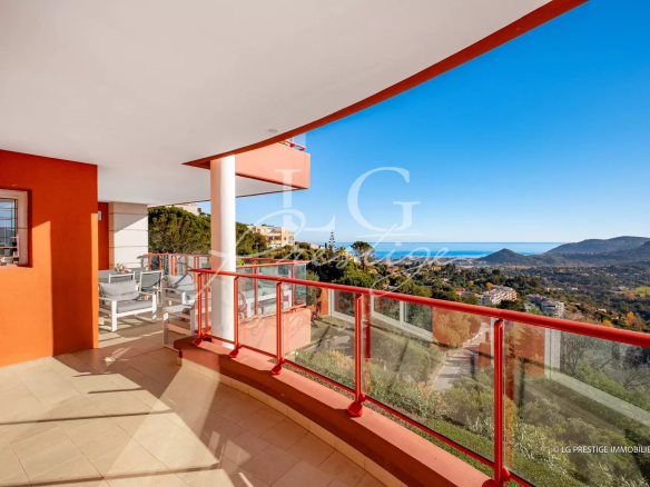 Vue panoramique mer et Estérel