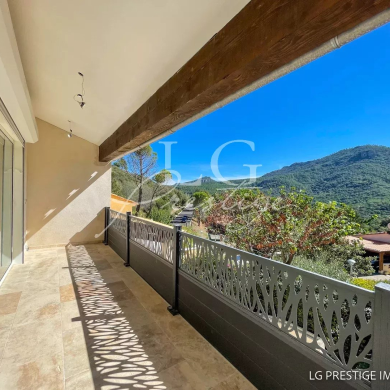 VILLA RENOVEE – ANTIBES – TRAMONTANE