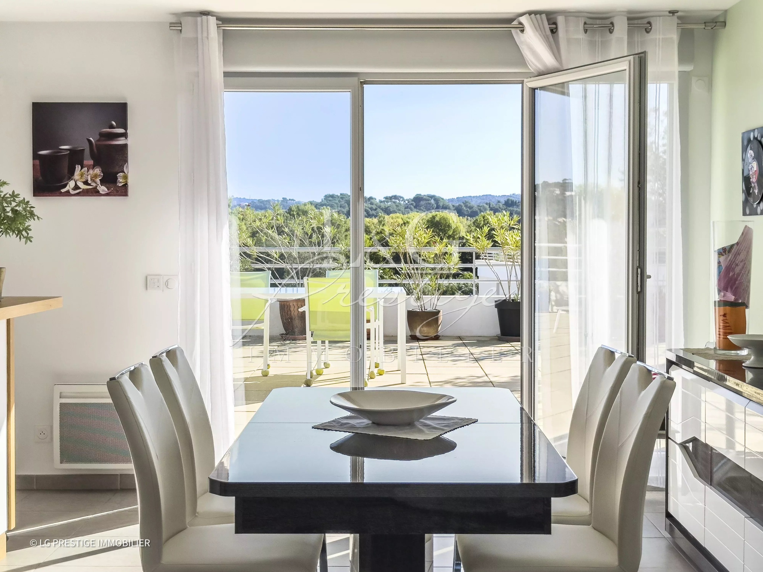 867623ef29d4e2a0bad77b56bfa4d40c_ad96a56e15_4000-original