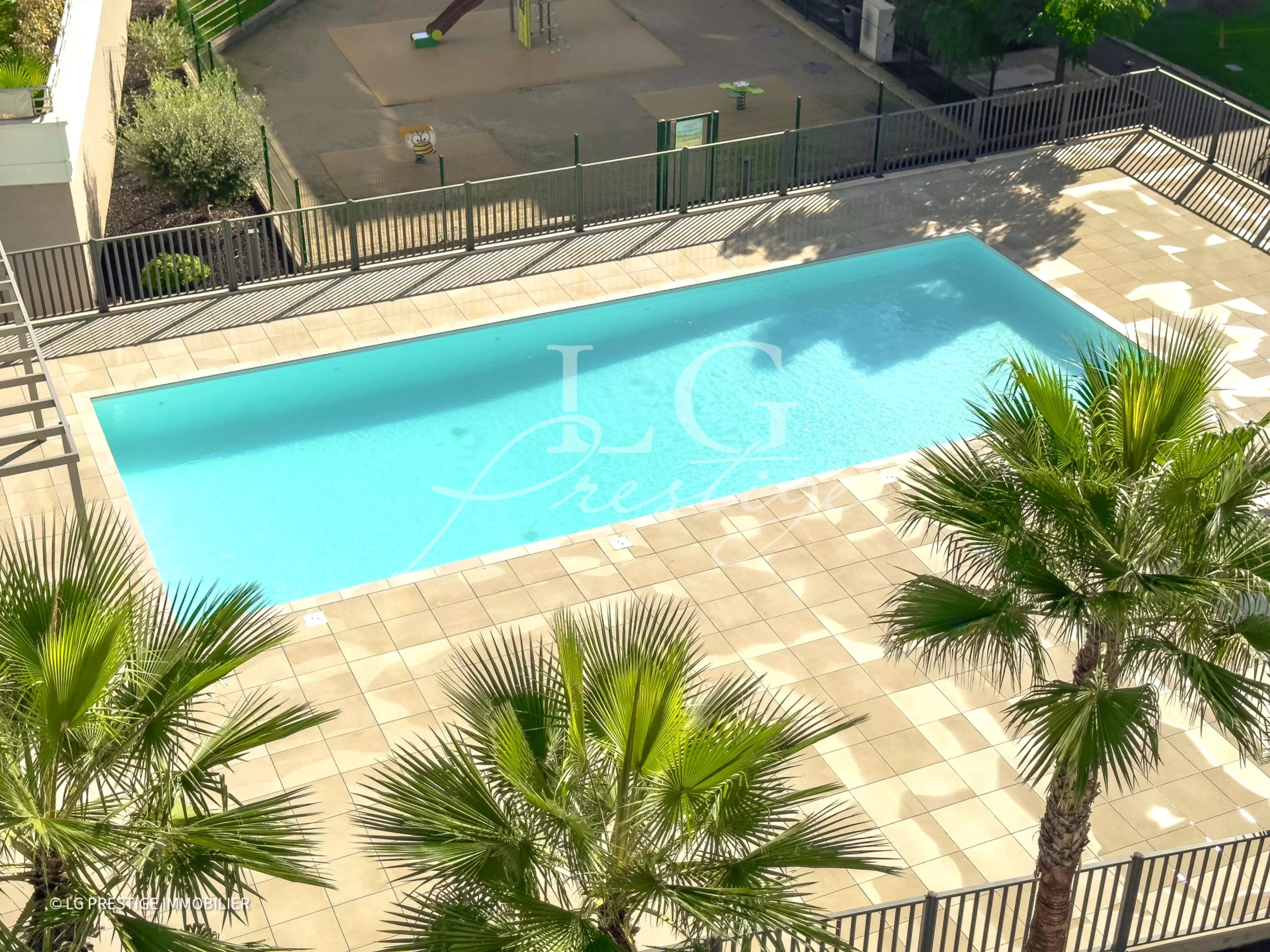 ad7bd22dfa77a21d5e59c807a6a57d1a_ee66571e3e_3651-original