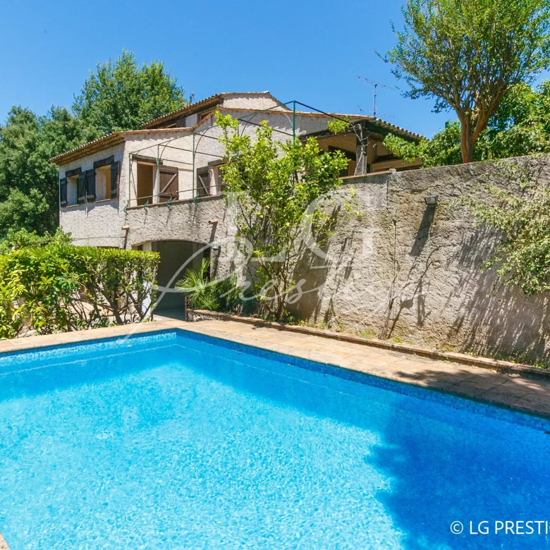 Villa provençale rénovée avec piscine – Fayence