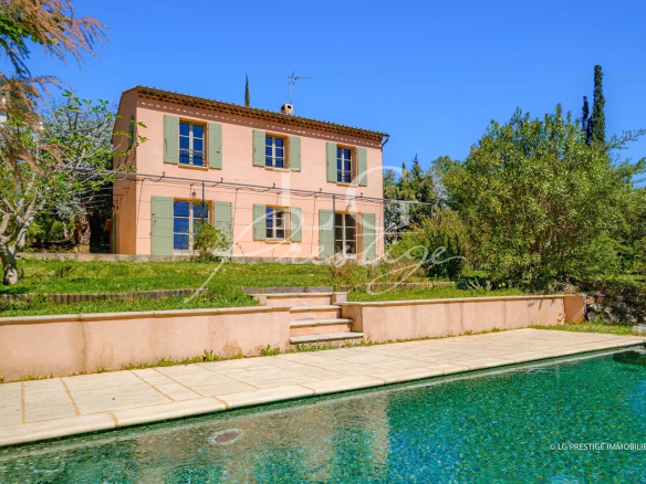 Villa commerces à pied