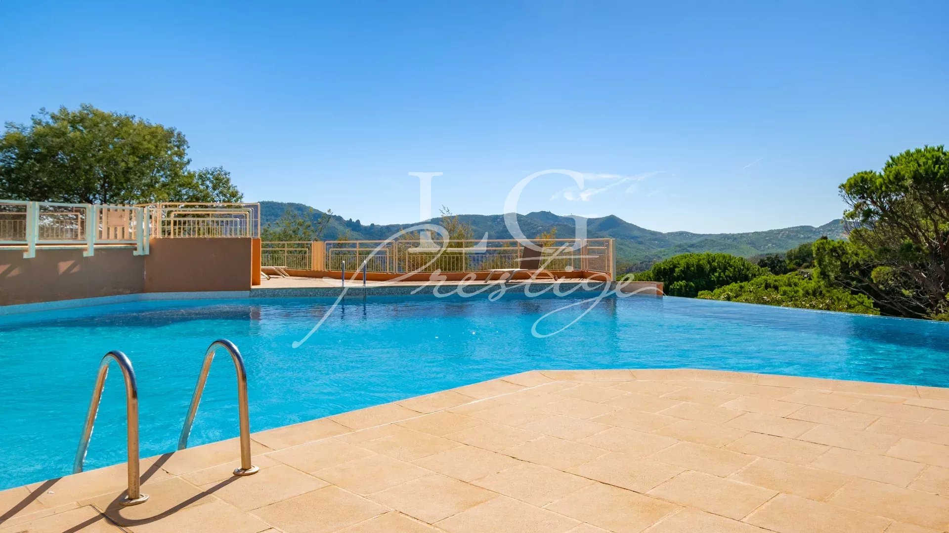 Infinity pool Infinity pool in a residence with mountain views.