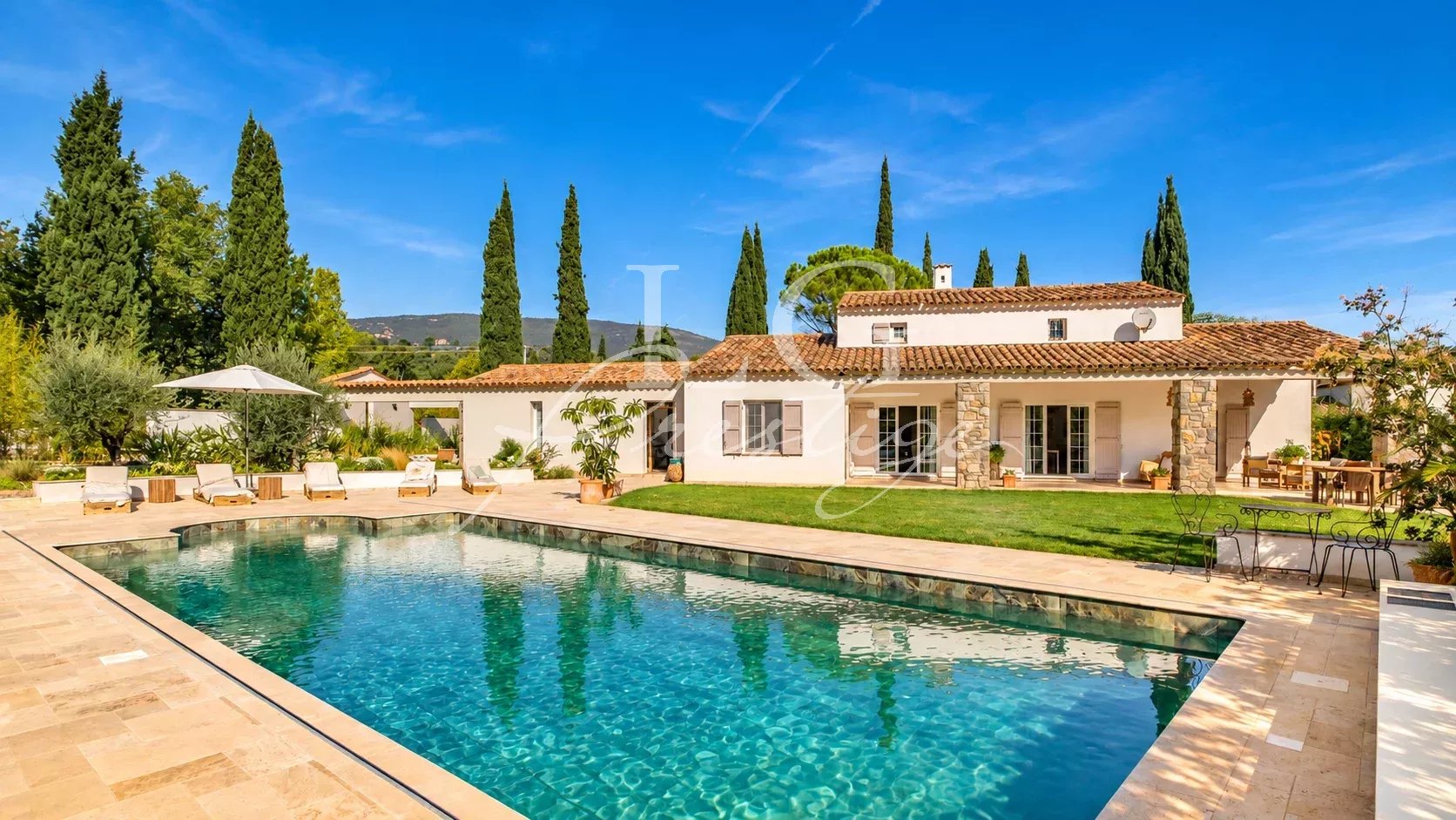 Propriété provençale avec piscine et jardin à Fayence, en Provence.