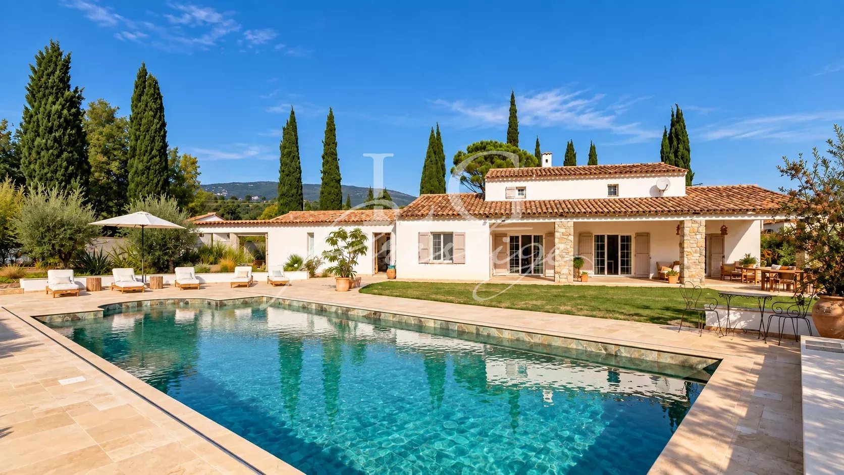 Propriété provençale avec piscine et jardin à Fayence, en Provence.