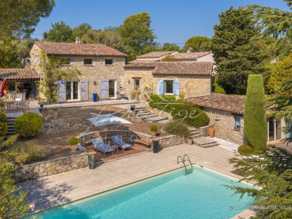 À Vendre Maison Saint-Paul-En-Forêt, 6 Pièces, 177.45m²