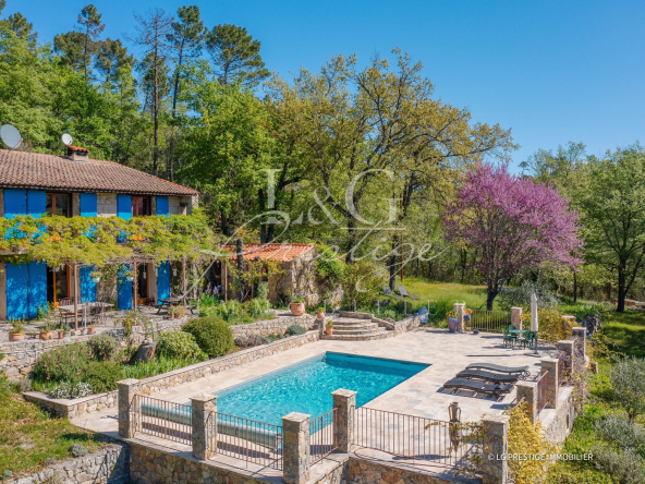 À Vendre Mas en Pierre Saint-Paul-En-Forêt, 5 Pièces, 150m²