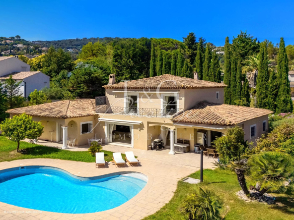 For sale Villa Mandelieu-la-Napoule with swimming pool, 6 rooms, 289m²