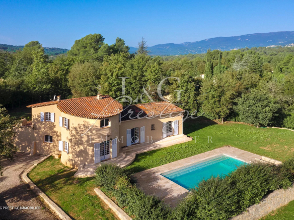 Un Coin de Paradis à Callian – Superbe Villa Rénovée vue Panoramique  avec studio