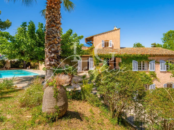 Opportunité. Villa Minelle avec terrain constructible