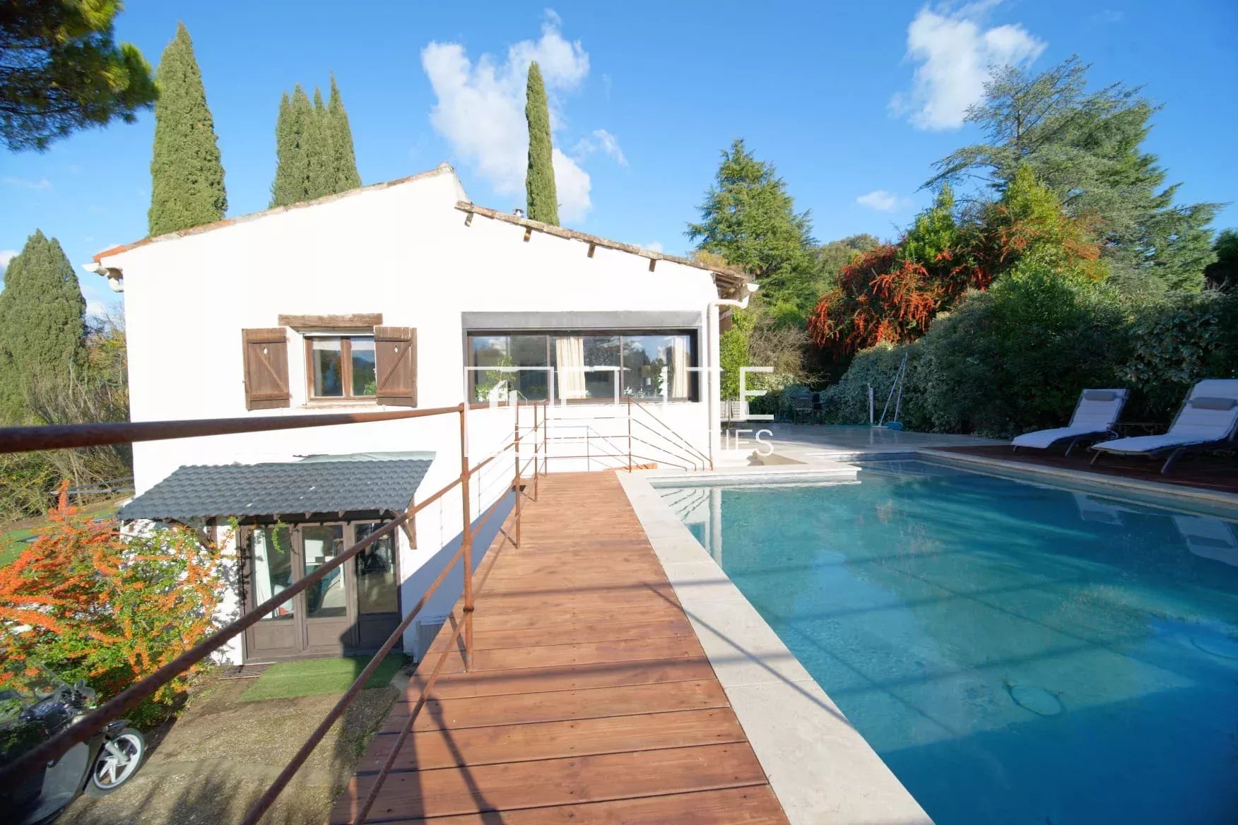 5f977cea99d88511b9ad0ceac552a7e8_69c9510955_1752-original