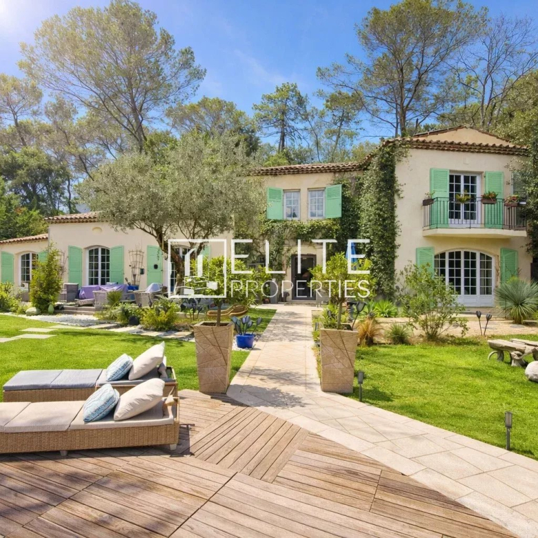 MAISON 9 PIÈCES DE 300 m² + GARAGE – CABRIS