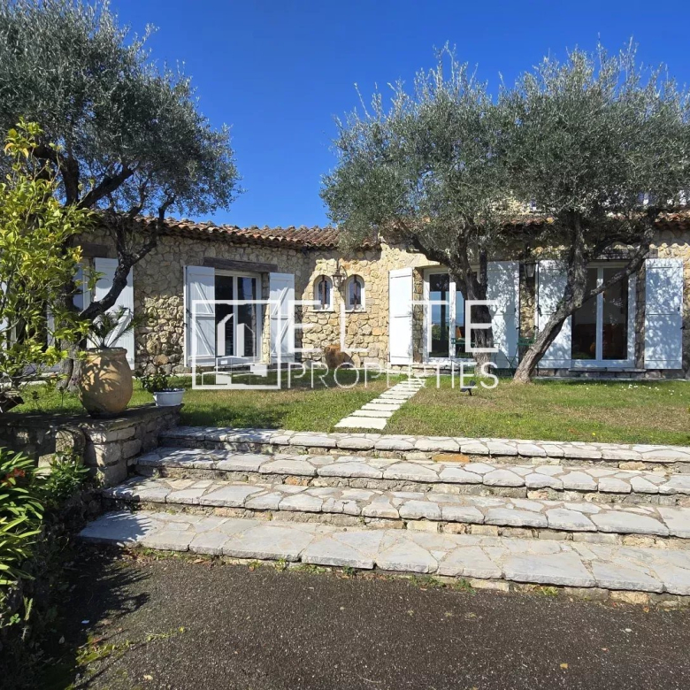 Maison – Colombes – 294m²