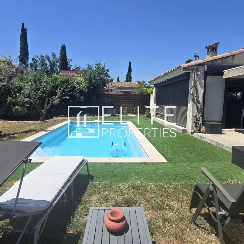 Luxury real estate photo | Charming Properties