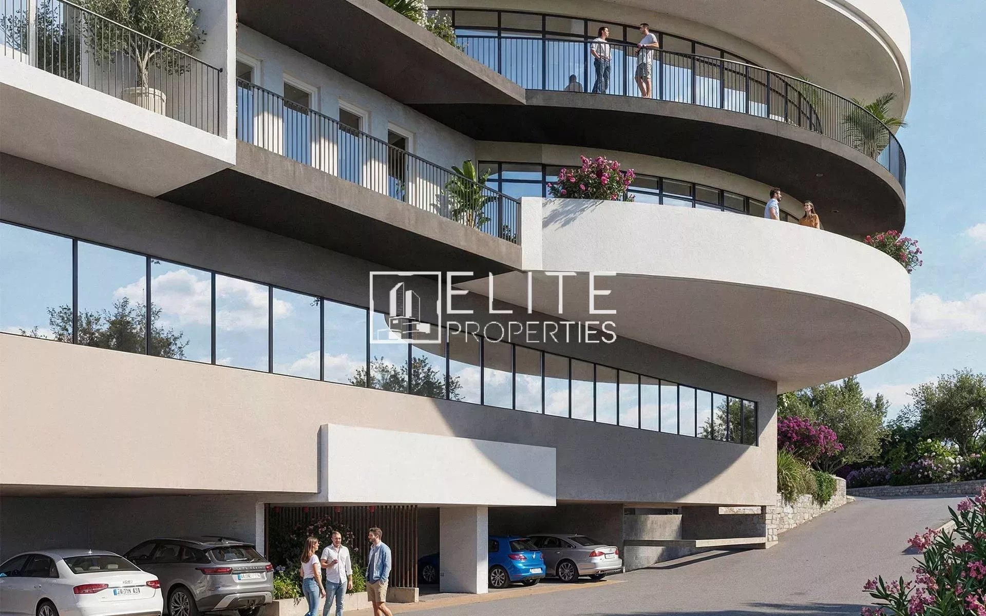 Immeuble commercial à Grasse avec stationnement et terrasses.