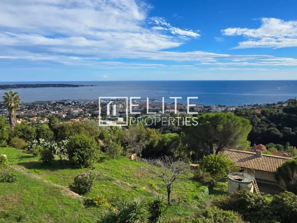 Luxury real estate photo | Charming Properties
