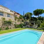 VILLA 8P de 175m² + PISCINE CALME ABSOLU –  MOUGINS