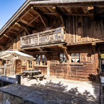 Chalet in old wood, quiet, view, close to the village on foot
