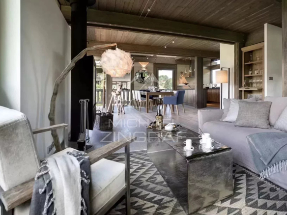 Demi-Quartier – Chalet d’architecte – Ski in & out