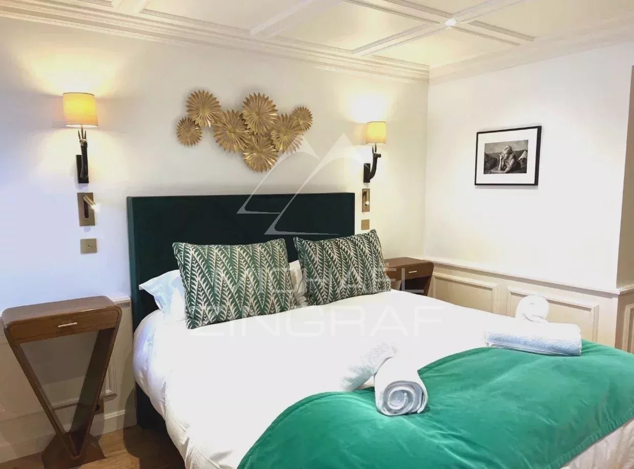 071c62a4ca183fcbdb3803335664d8bc_38f6e7ec91_1242-original