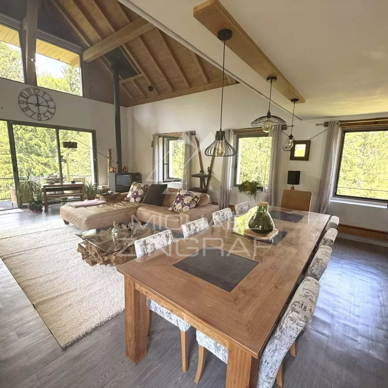 Manoir  de  caractère  au  coeur  de  Rochefort  -en  -Terre