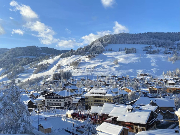 Rare chalet in the heart of Megève, newly renovated – Panoramic views &amp; peaceful