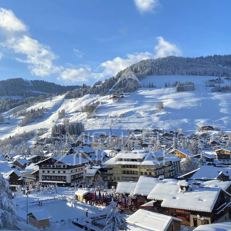 Chalet with building plot – Very close to the center of Megève on foot