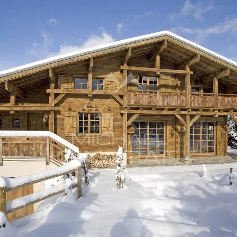 Luxury real estate photo | Charming Properties