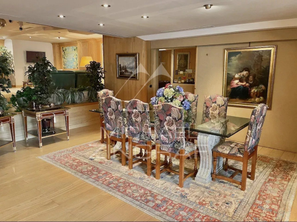 Luxury real estate photo | Charming Properties