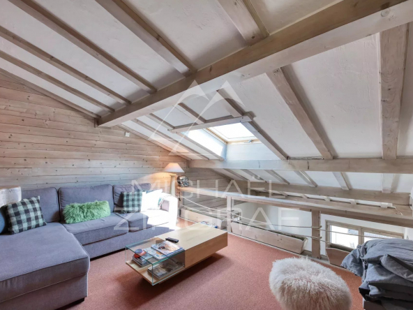 Penthouse Hypercentre Megève – Potentiel de transformation – Vue panoramique et au calme