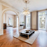 Magnifique appartement d’angle, balcons filants, immeuble Haussmannien classé Lyon 3 Préfecture