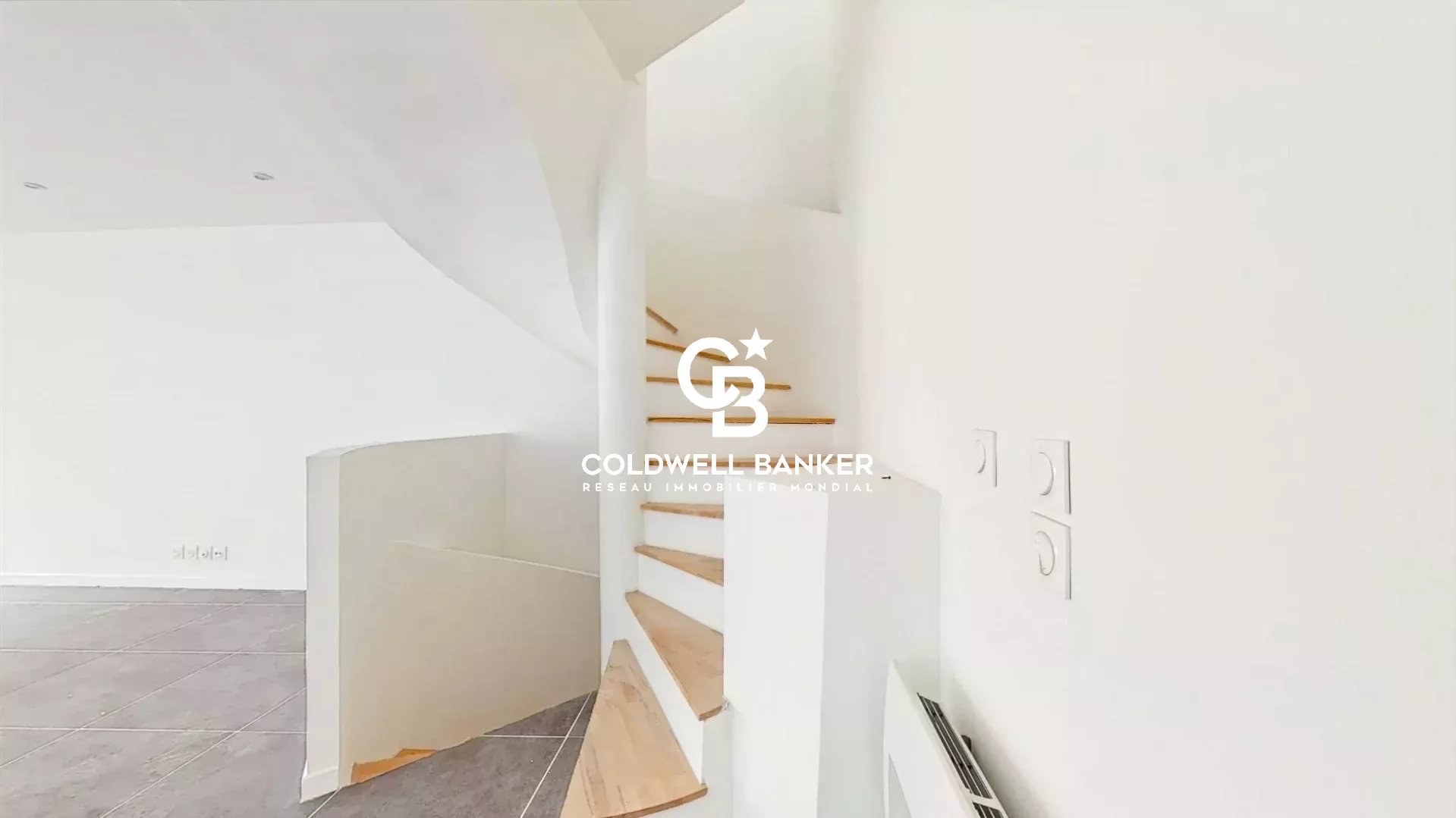 6fadfc1b09ab93fcc07bfa2ae636bde3_4f4beb5aef_1919-original