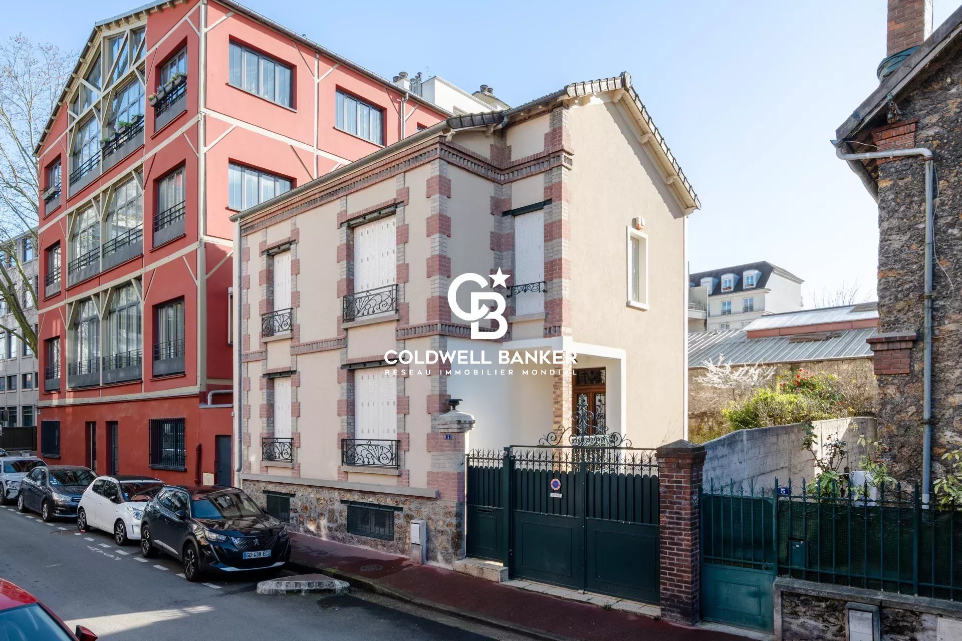 Portes de MONTROUGE – Maison traversante 4 chambres + combles et jardin SUD