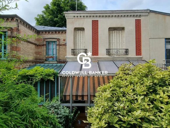 Ensemble immobilier rénové en 2025 avec jardin, situé dans le quartier Jules Ferry à Montrouge.
