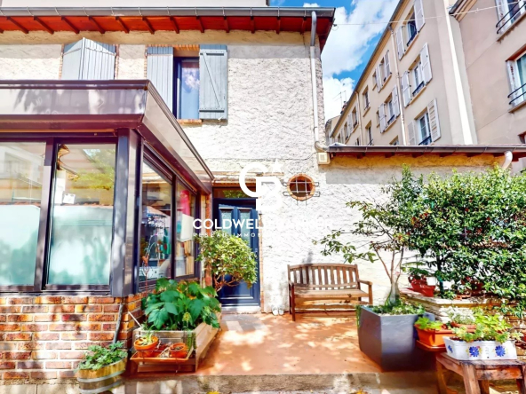 3 -room duplex apartment hypercentre de montrouge