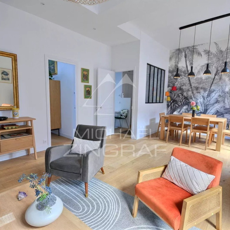 Charming 6-bedroom house with unobstructed views, swimming pool and garden