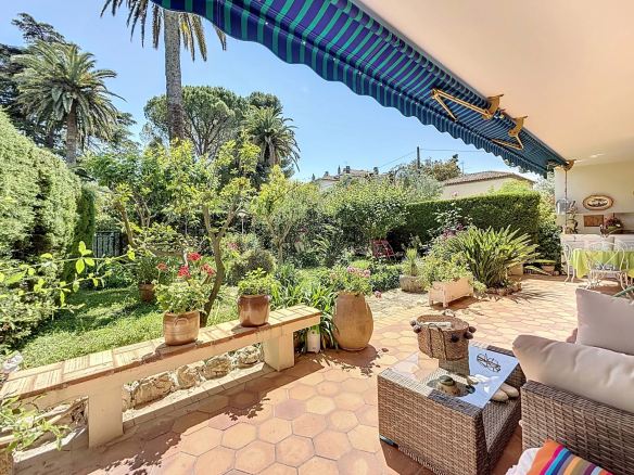 LE CANNET PENH CHAI – 4 PIECES – JARDIN – CALME – PARC