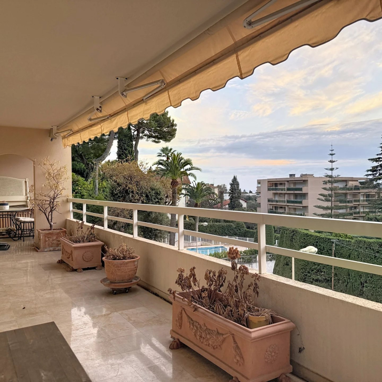 LE CANNET RESIDENTIAL – 5-ROOM VILLA