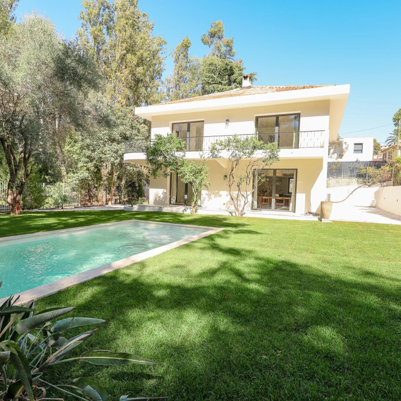 CANNES OXFORD – TOP FLOOR