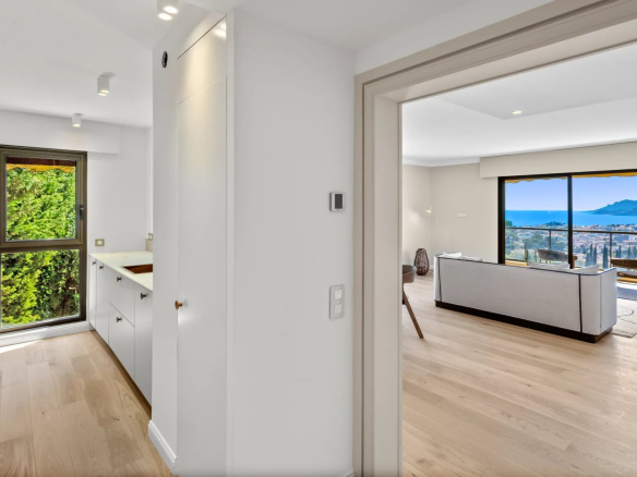 Interior of a modern apartment with sea view, Le Cannet.