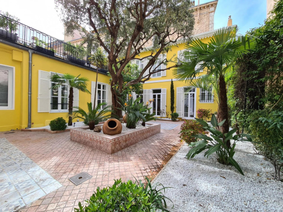 Maison de ville Rue d’Antibes