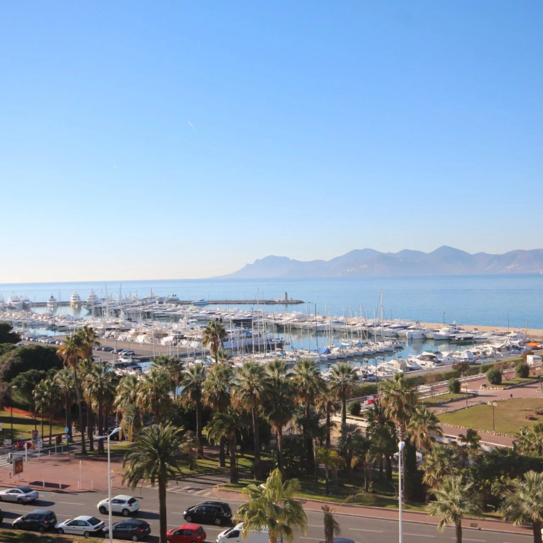 Maison de ville Rue d’Antibes