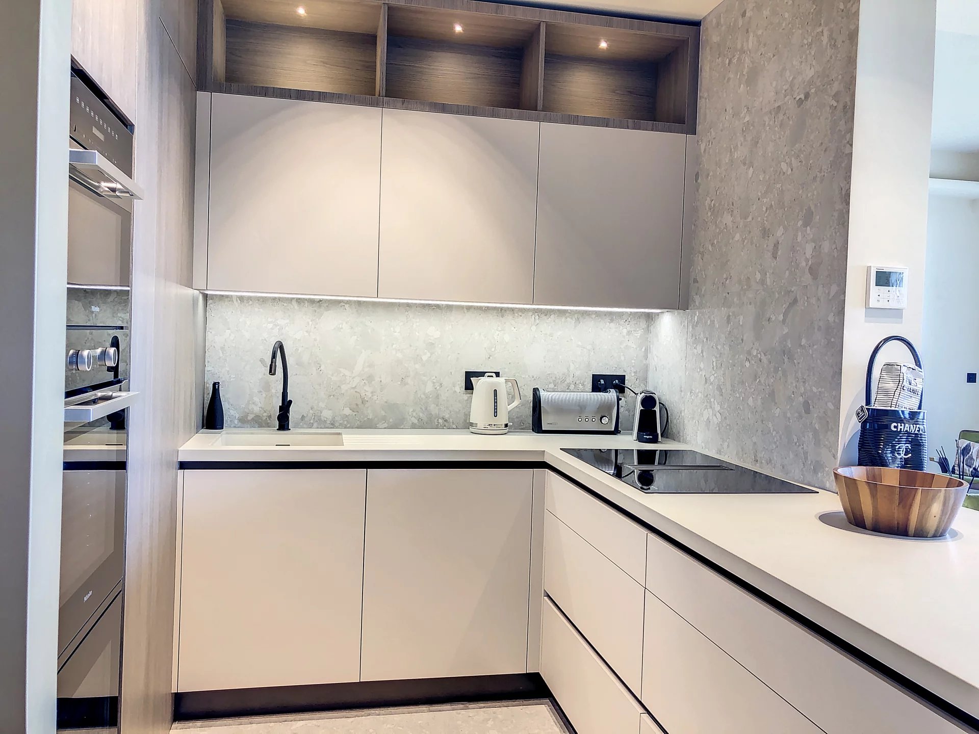 b93bd75a219eaa0af78d74ec7a1e60cb_69d76a7e04_1920-original