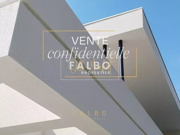 Architect-designed house, sea view, near the port, Carry-le-Rouet