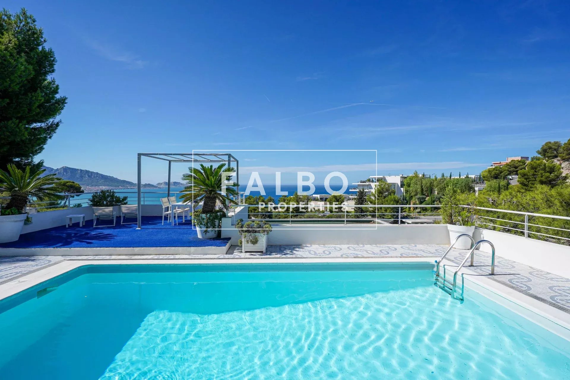 Villa vue mer domaine sécurisé prisé Marseille 7° 7°